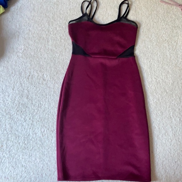 Maroon dress - Picture 1 of 2
